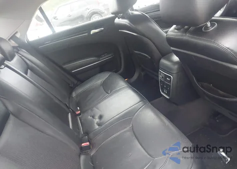 2016 Chrysler 300C z USA, uszkodzony, nr VIN 2C3CCAEG5GH320053